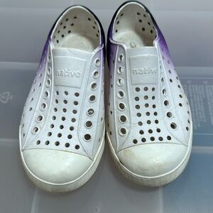 VGUC Native toddler size 9